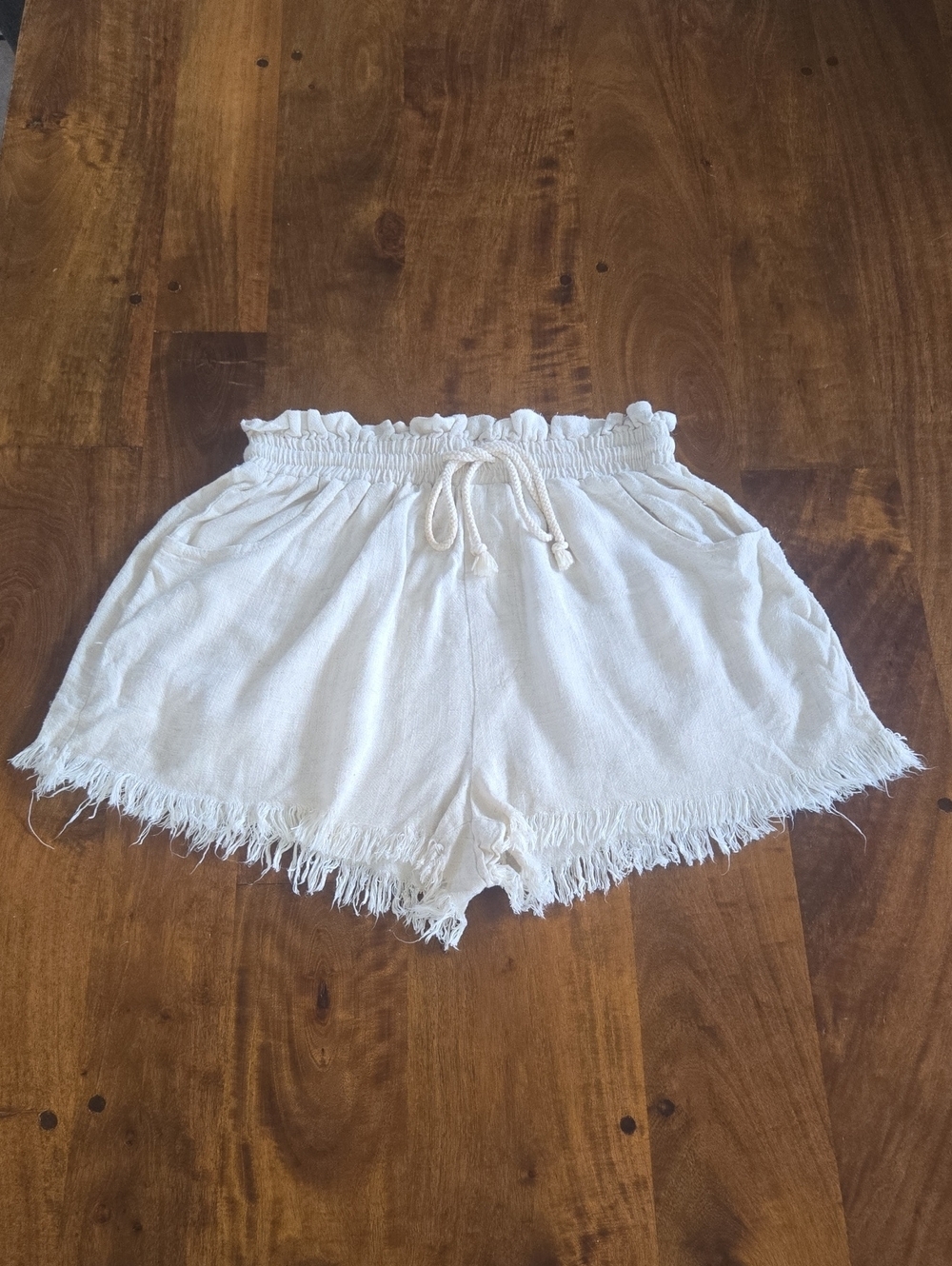 Pink Lily Cream Cotton Linen Drawstring Frayed Hem Paperbag Shorts Size Small